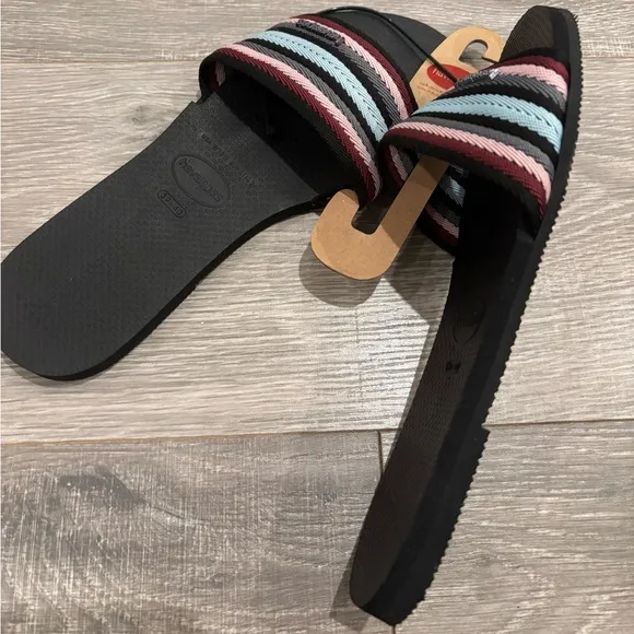 🩵 VINTAGE HAVAIANAS SLIDES 39/40
